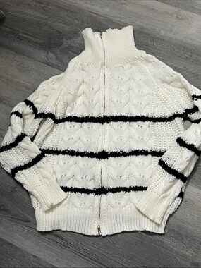 SHEIN White Cable-Knit Zip Cardigan with Black Stripes